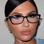 Hannah Smith wearing glasses