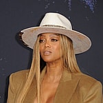 Tyra Banks attends the 2019 American Music Awards