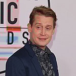 Macaulay Culkin at 2018 American Music Awards