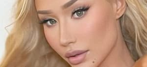 Iggy Azalea close up