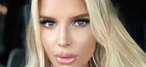 Jessica Simpson close up