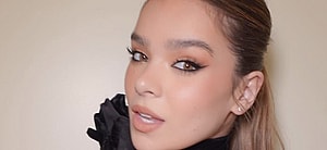 Hailee Steinfeld close up