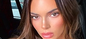 Kendall Jenner takes a car selfie