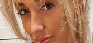 Sophie Cunningham snaps a selfie.