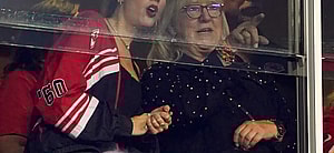 Taylor Swift and Donna Kelce at Chiefs game