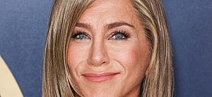 Jennifer Aniston close up