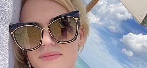 Rebel Wilson's selfie