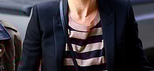 Cameron Diaz walking