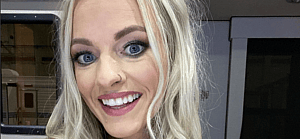 Mackenzie McKee taking a selfie