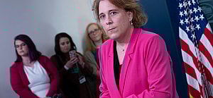 'Jeopardy!' champ Amy Schneider speaks to the media at The White House