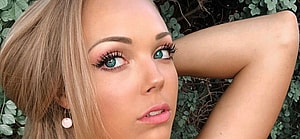 Claire Hogle taking a selfie.