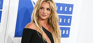 Britney Spears wearing a Julien MacDonald dress, H Stern jewels, and Christian Louboutin shoes arrives at the 2016 MTV Video Music Awards