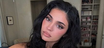 Kylie Jenner takes a selfie