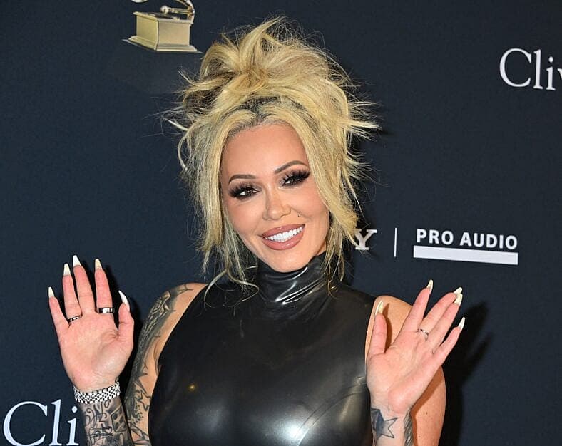 Bunnie XO Laments ‘Painful’ Surgery Recovery With A ‘Choking’ Feeling While Calling For Transparency 2 Bunnie Xo at Pre-GRAMMY Gala 2026