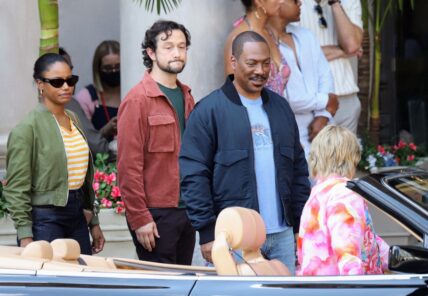 Eddie Murphy and cast shoot scenes for Beverly Hills Cop in "Axle F" film set