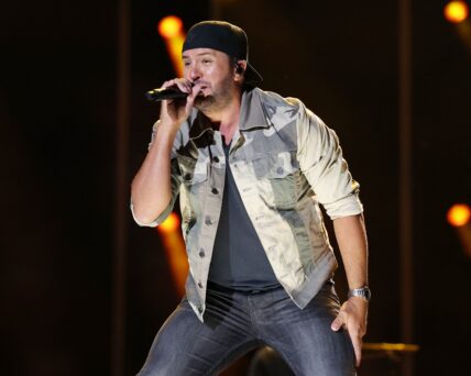 Luke Bryan at the 50th Annual CMA Fest - Day 4