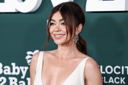 Sarah Hyland at the 2024 Baby2Baby Gala