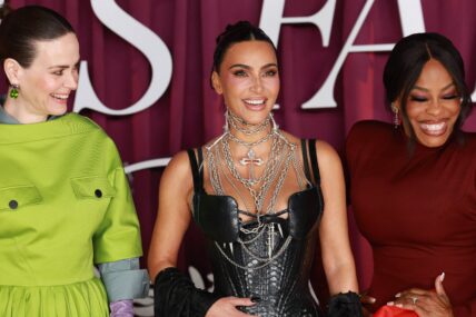 Kim Kardashian, Niecy Nash, and Sarah Paulson.