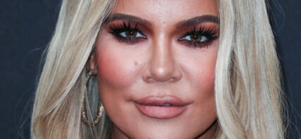 Khloe Kardashian at 45th Annual People's Choice Awards