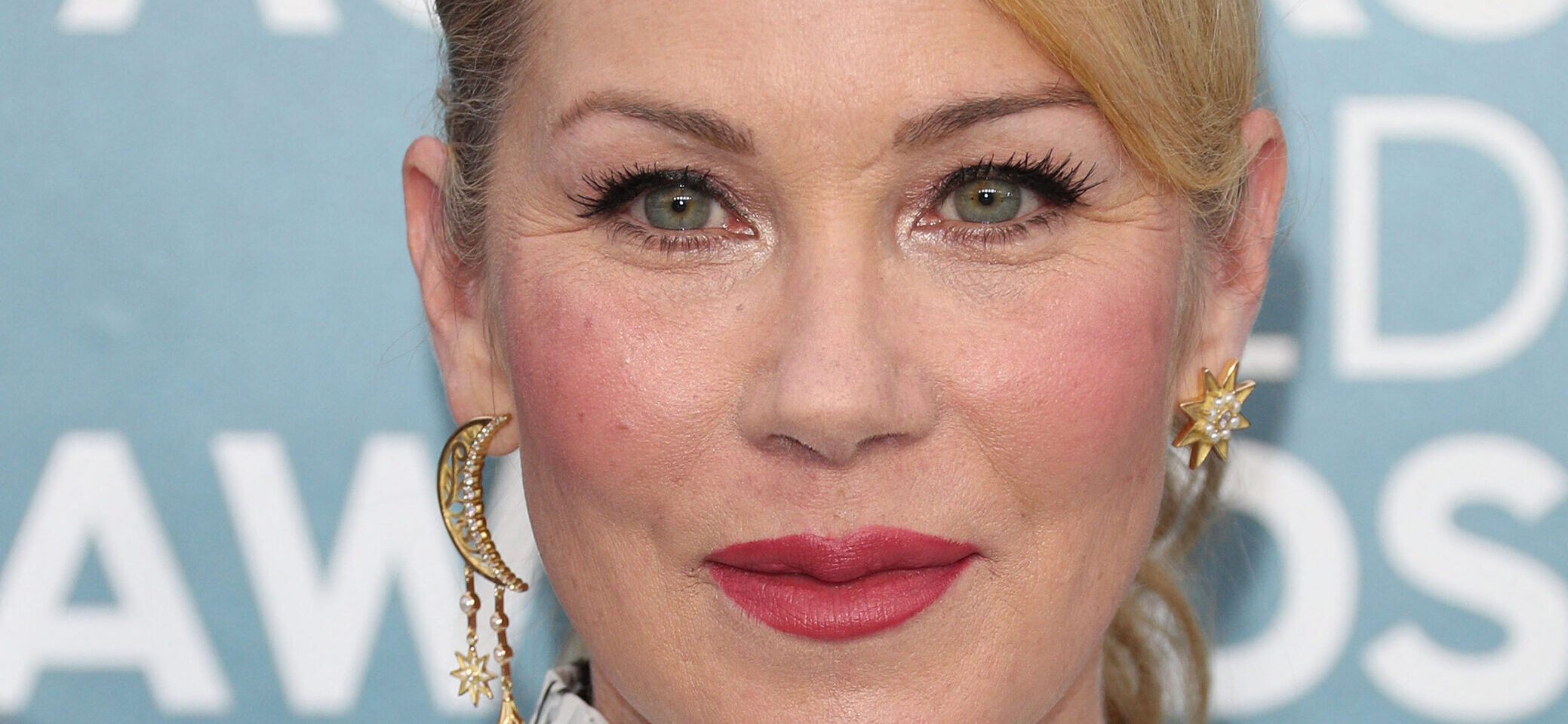 A co-estrela de Christina Applegate compartilha uma atualização comovente sobre MS
