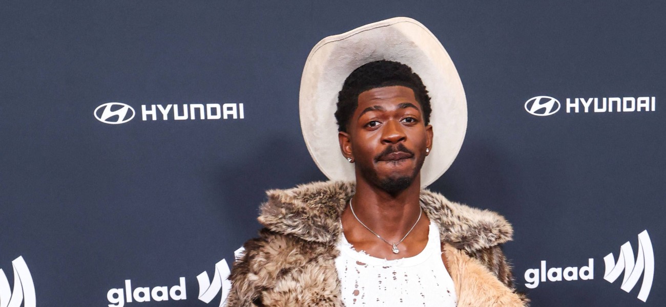 Lil Nas X revela período de reabilitação nas redes sociais