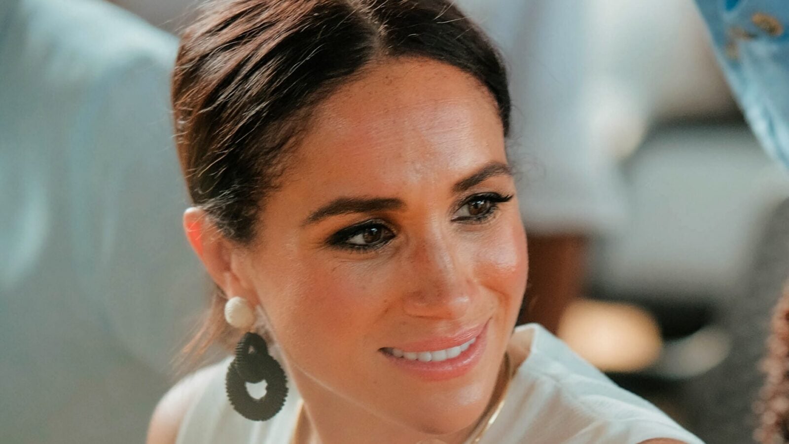 Meghan Markle Reportedly Thinks She’s ‘Best Person’ To Tell Princess Diana’s Story Because ‘She’s Suffered’ Too