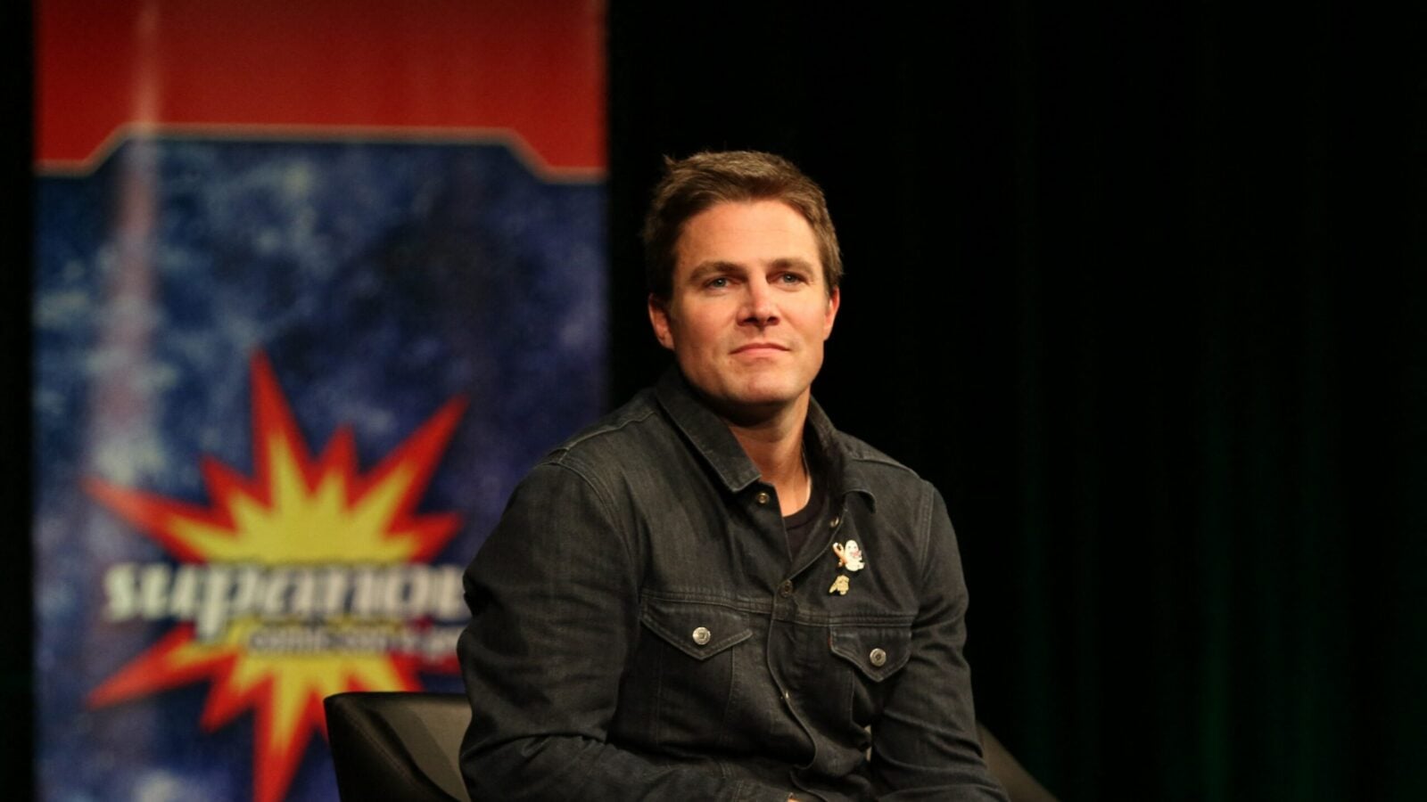 Stephen Amell Slams Emmys Over ‘Heated Rivalry’ Exclusion