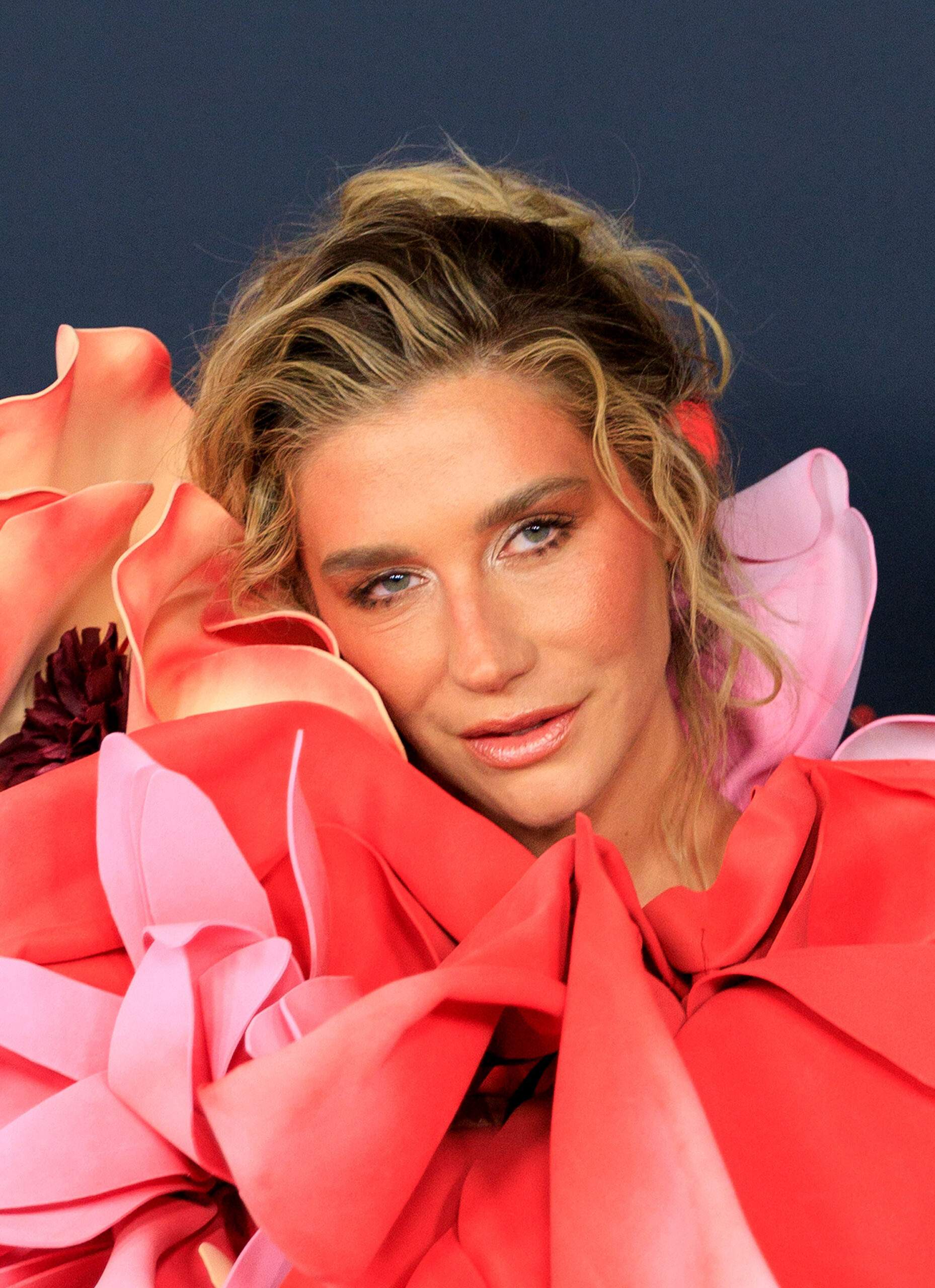 Video Fan C Kesha Fans Demand 2027 Super Bowl Halftime Show After ‘Backstabber’ Video