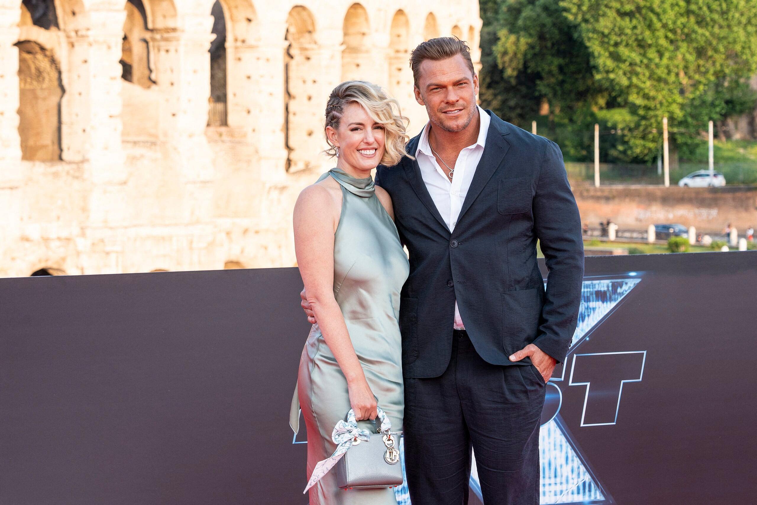 Alan Ritchson - 