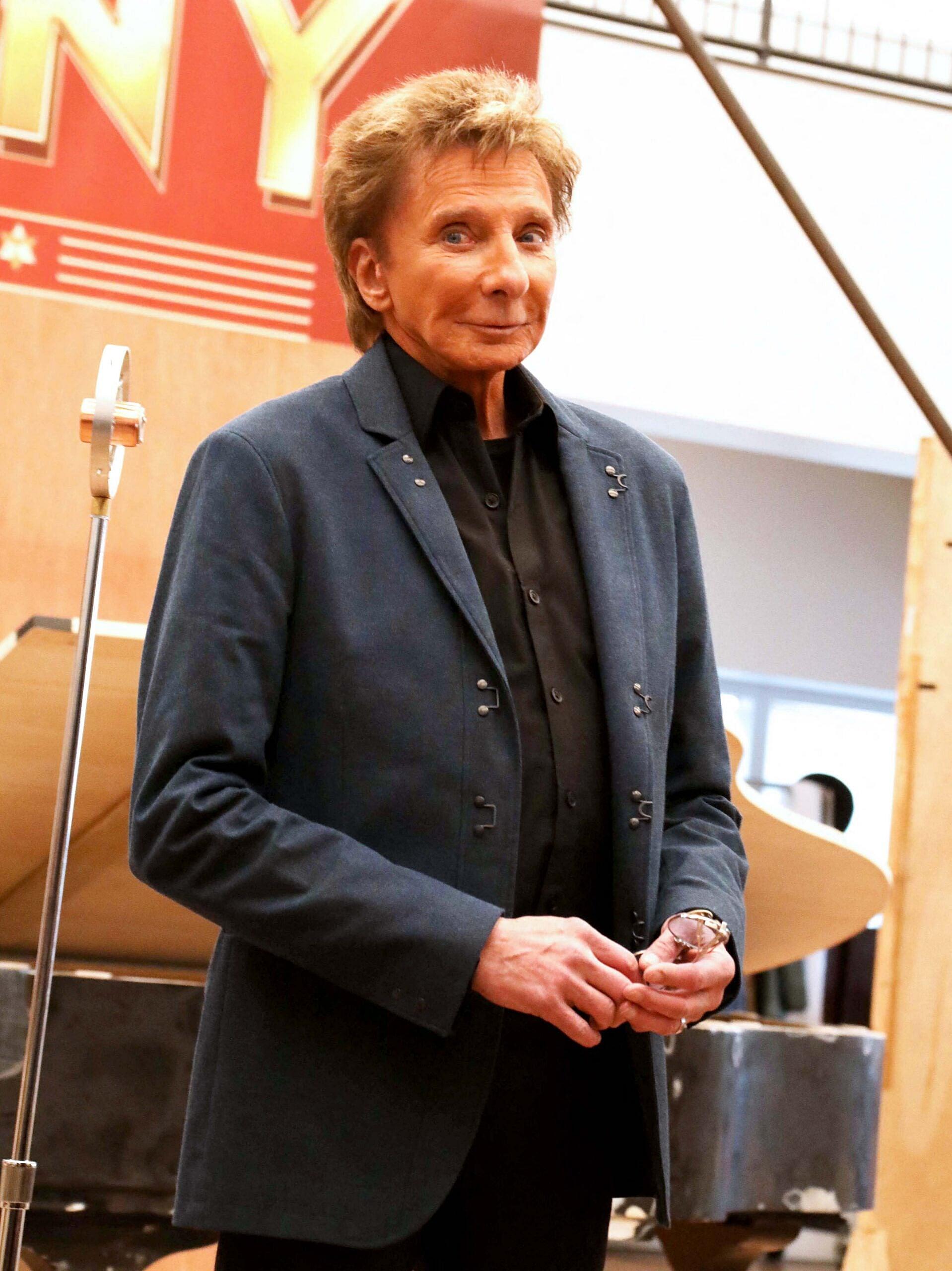 Barry Manilow at Harmony Broadway Musical Meets the Press