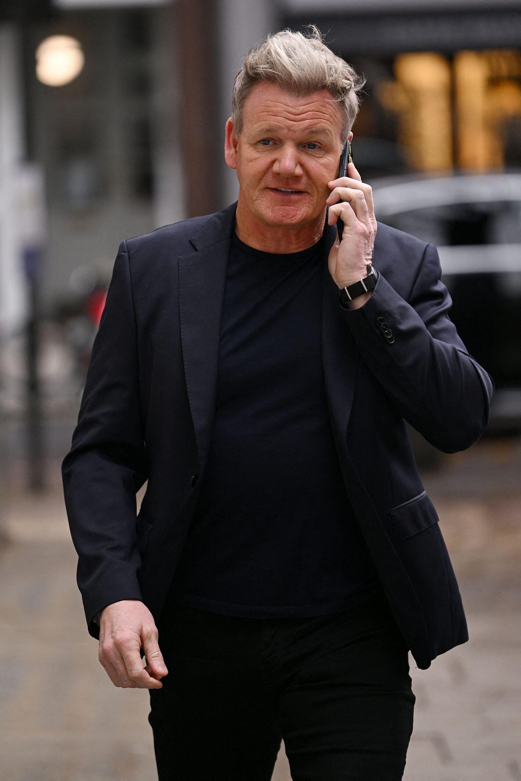 'Hell's Kitchen' Alums Expose Gordon Ramsay's Behavior On Set