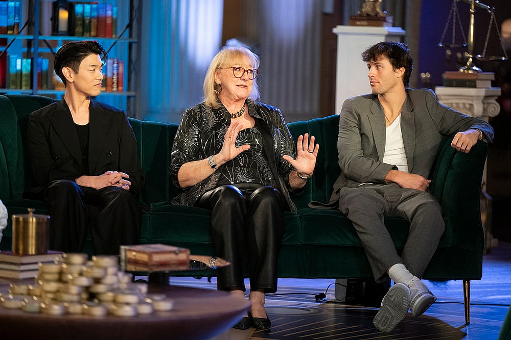 Donna Kelce on "The Traitors" reunion. 