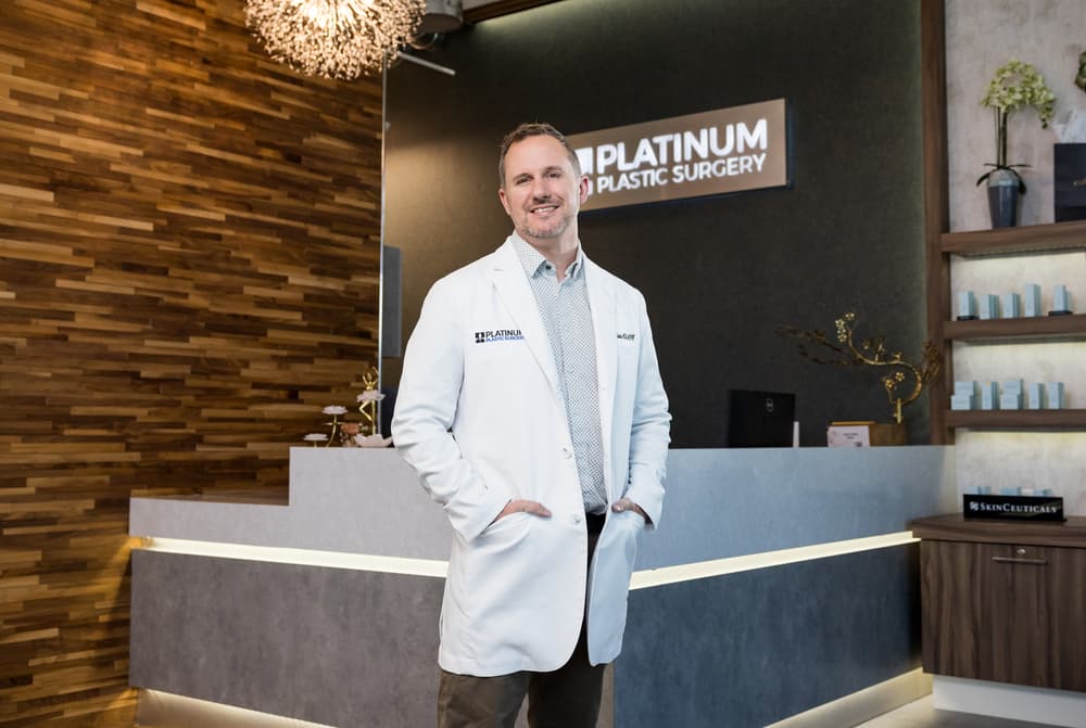 Dr. Costa