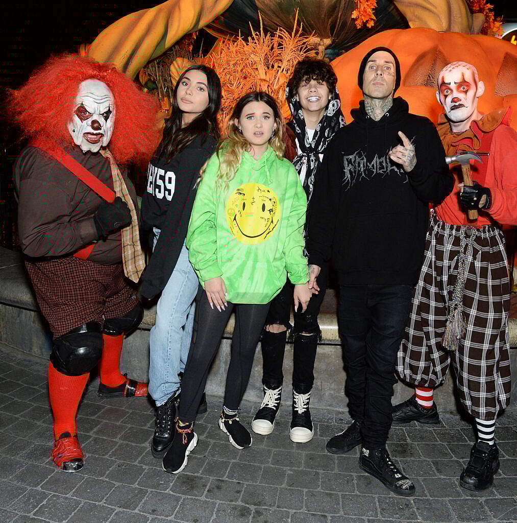 Celebrity Sightings at Knott's Scary Farm. 27 Sep 2019 Pictured: Atiana de la Hoya, Alabama Luella Barker, Landon Asher Barker, Travis Barker. Photo credit: MEGA TheMegaAgency.com +1 888 505 6342 (Mega Agency TagID: MEGA515251_007.jpg) [Photo via Mega Agency]