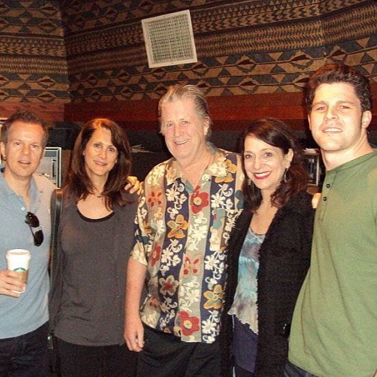 "American Idol" exec Robin Kaye surrounded by loved ones