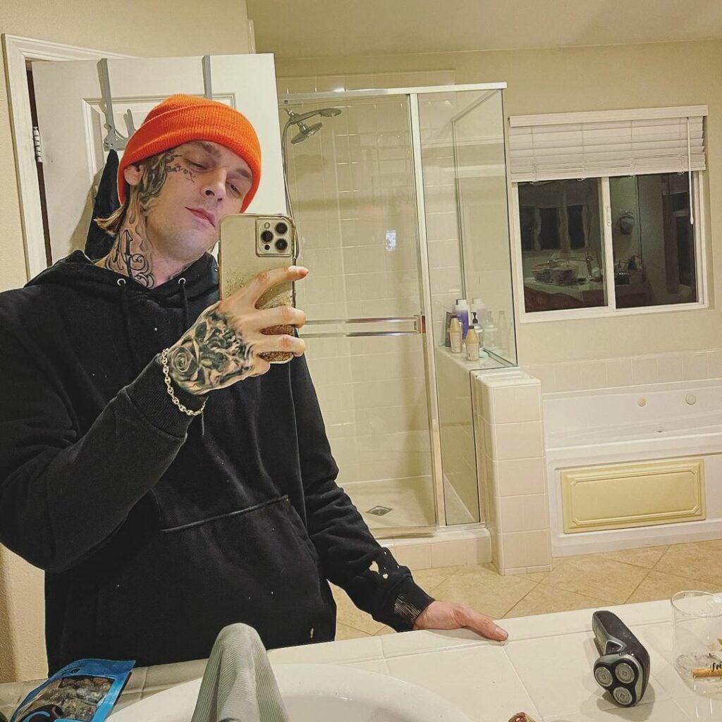 Aaron Carter Reveals First Pictures Of His Newborn Baby Son