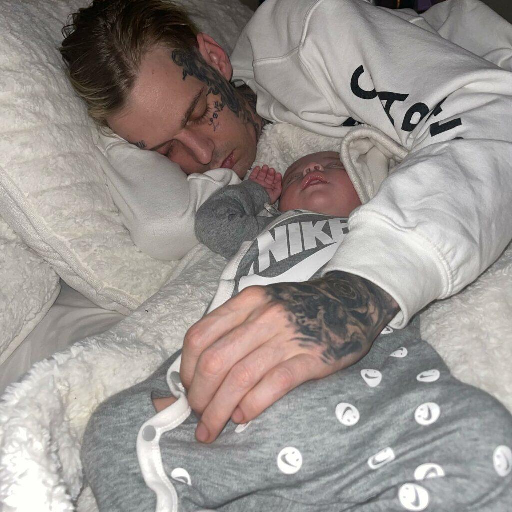Singer Aaron Carter Accused Of Punching, Breaking Ribs Of His Ex-Fiancée