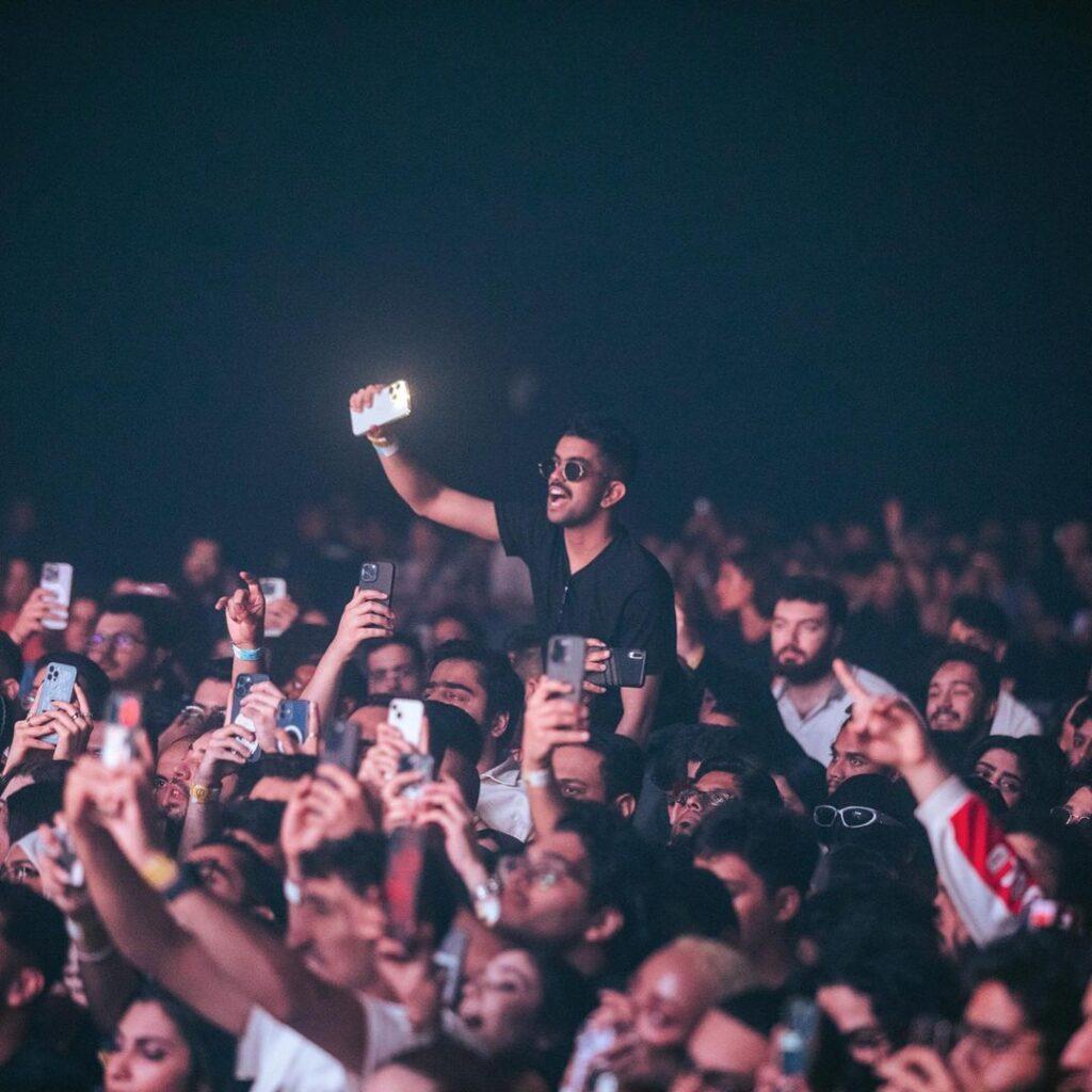 Halsey faced a rough crowd on tour in Bahrain