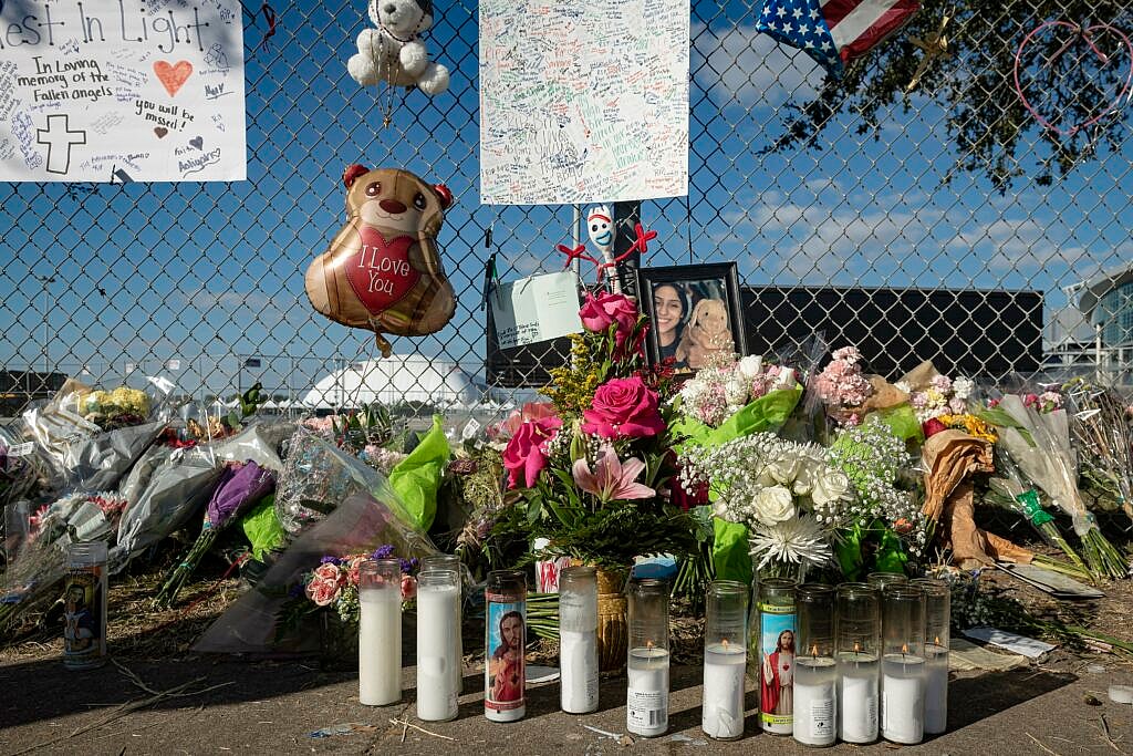 Travis Scott Targeted By Protesters At His Home: ‘You Deserve Bankruptcy’