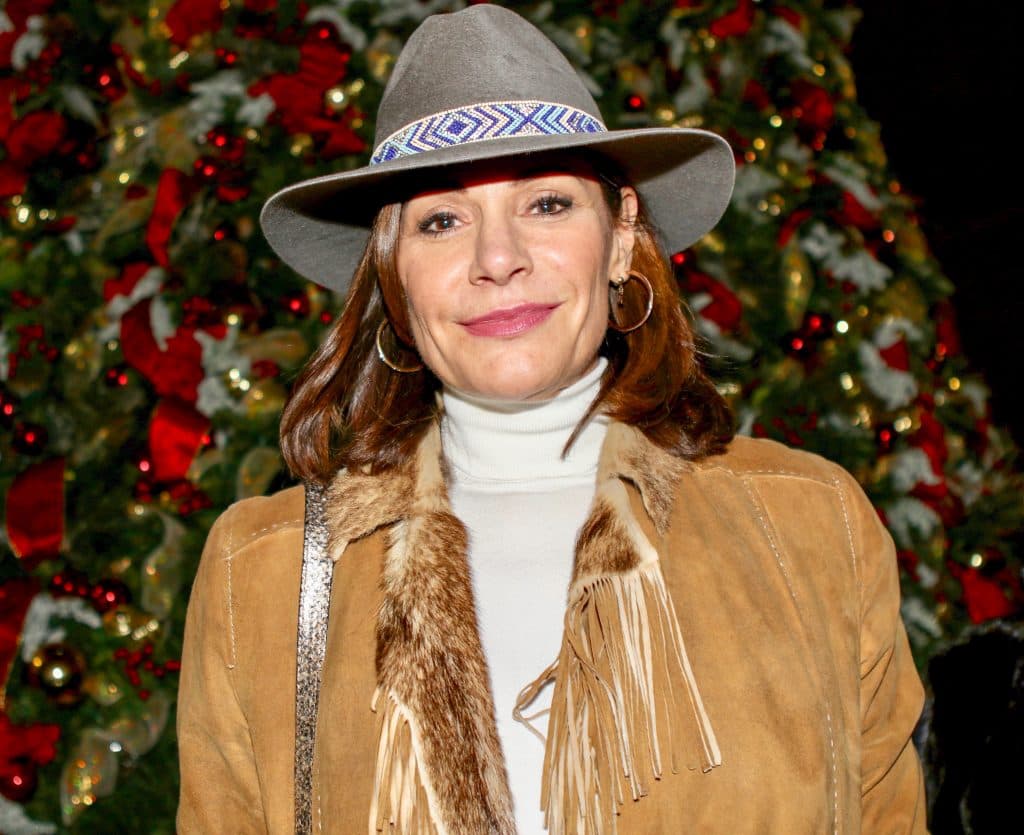 Real House Wives of NY Light Up the Lotte NY Palace Tree