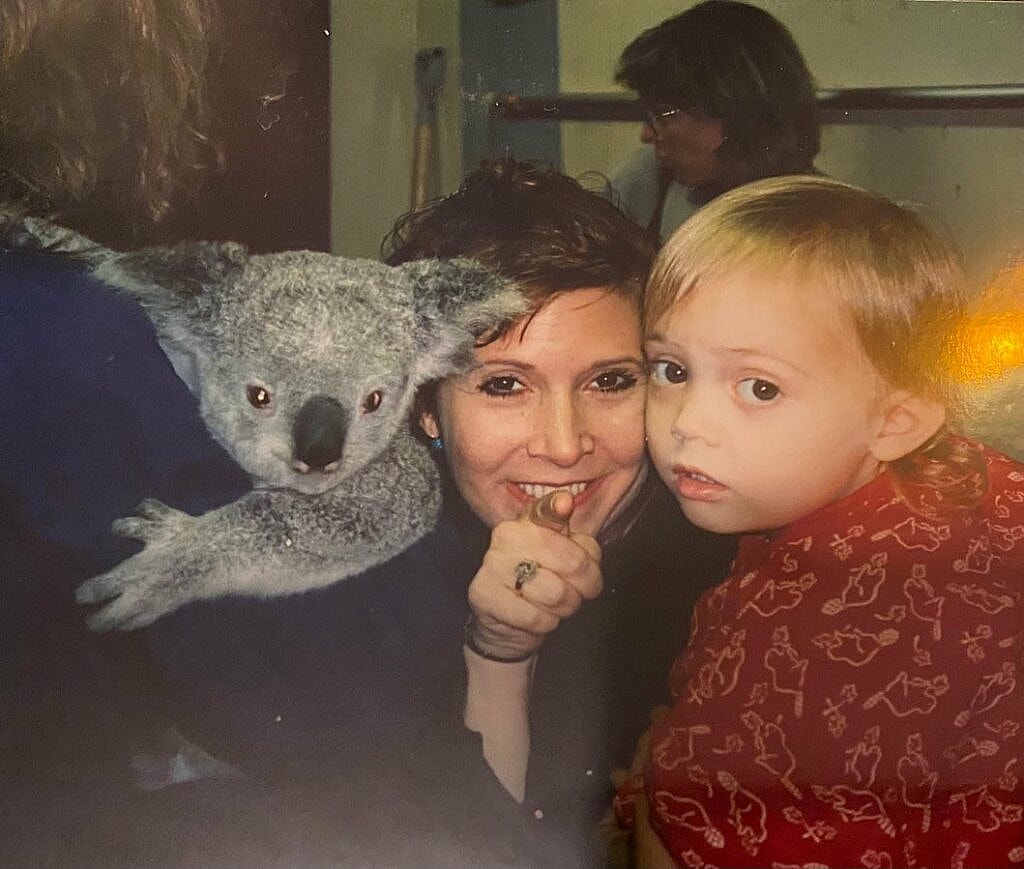 Billie Lourd and Carrie Fisher