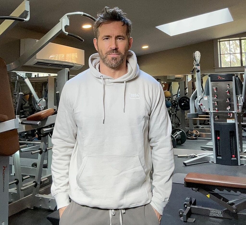 Ryan Reynolds will soon read us bedtime stories