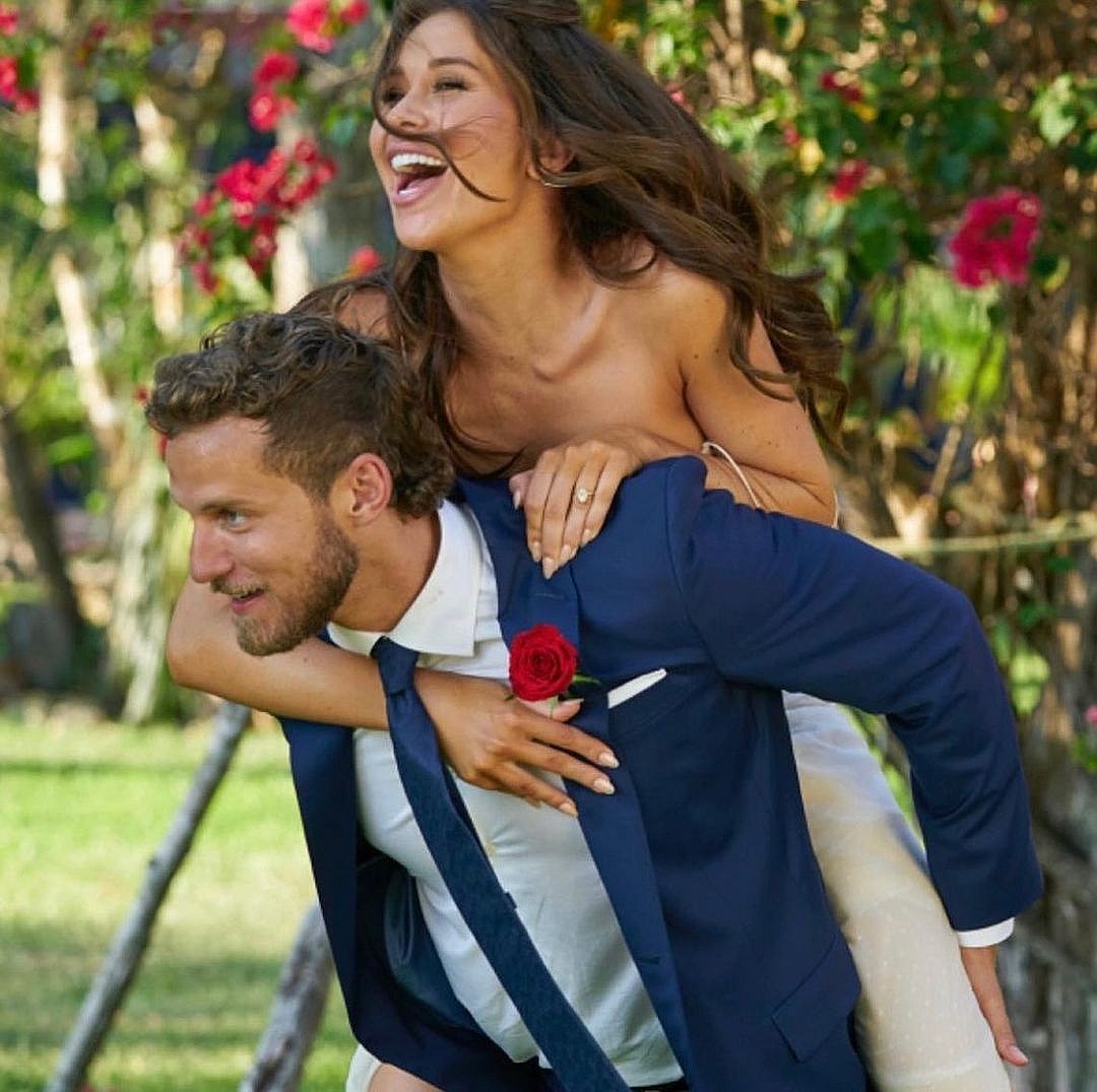 Gabby Windey and Erich Schwer Split