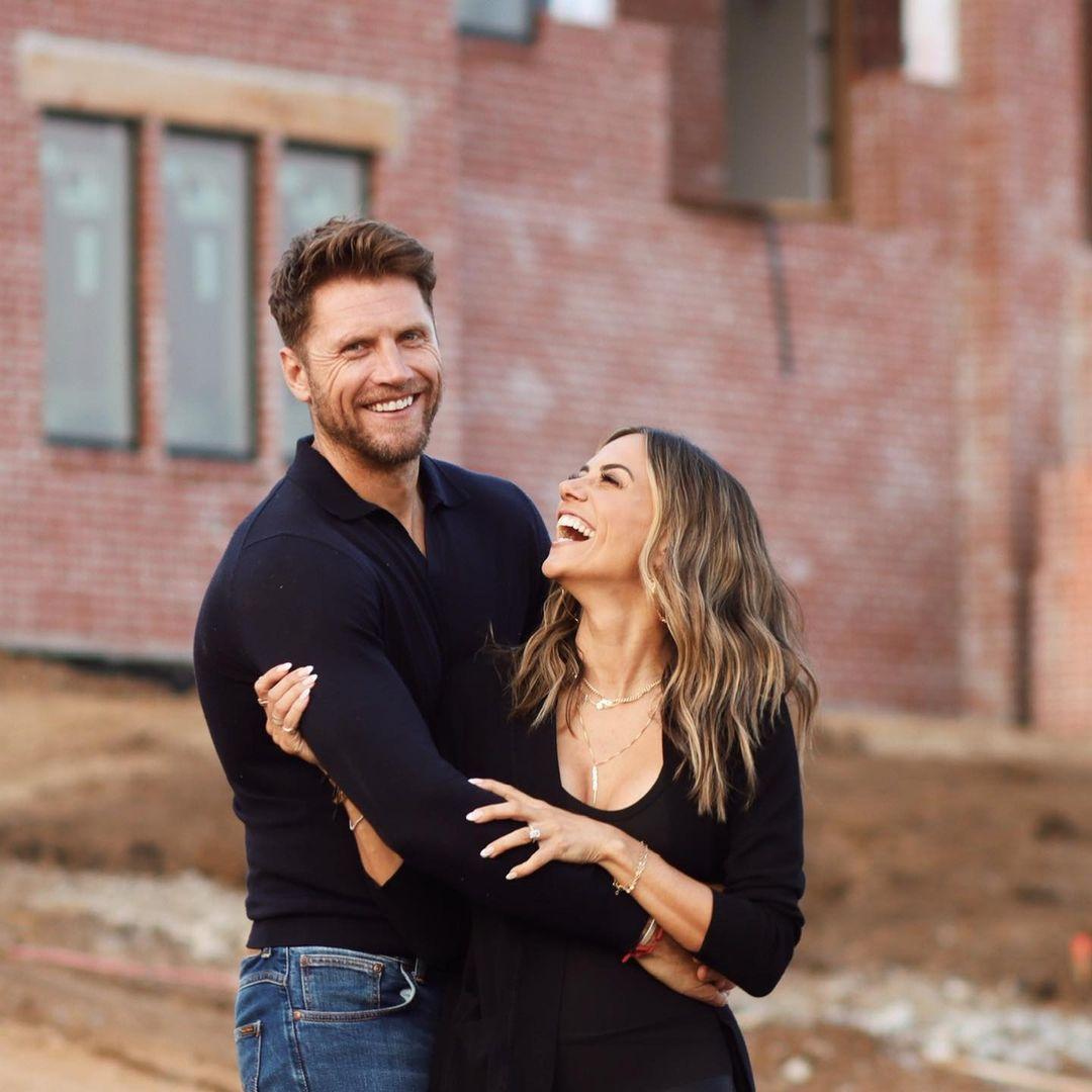 Jana Kramer Set To Follow Up Engagement Announcement With New Book