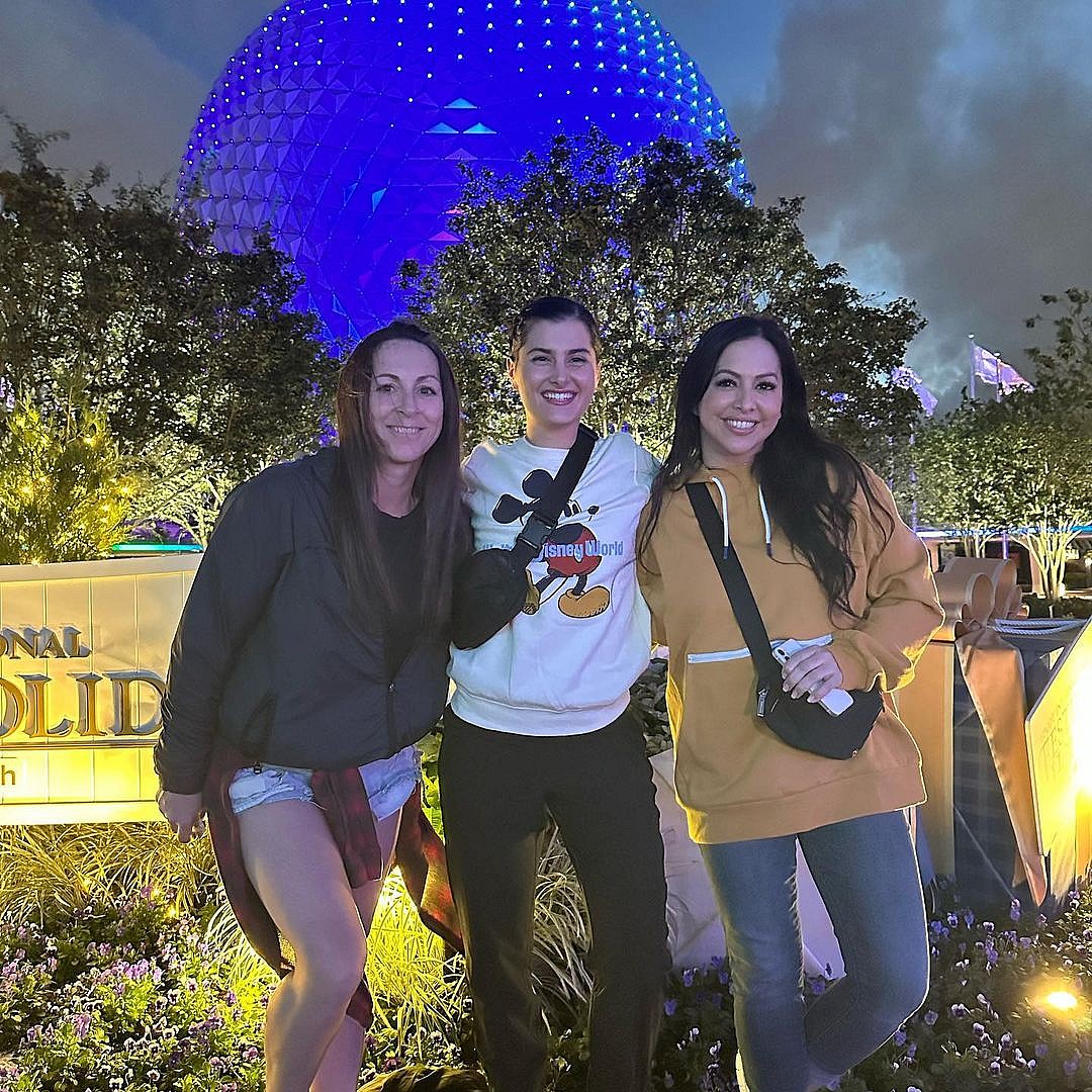 megan olivi and family at walt disney world