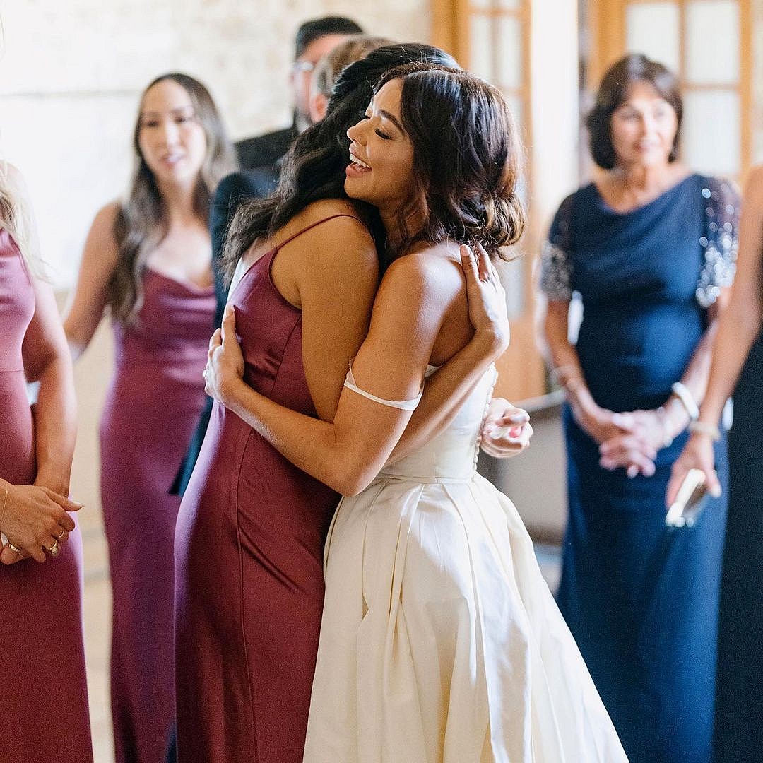 Sarah Hyland celebrates friend Vanessa Hudgens's birthday