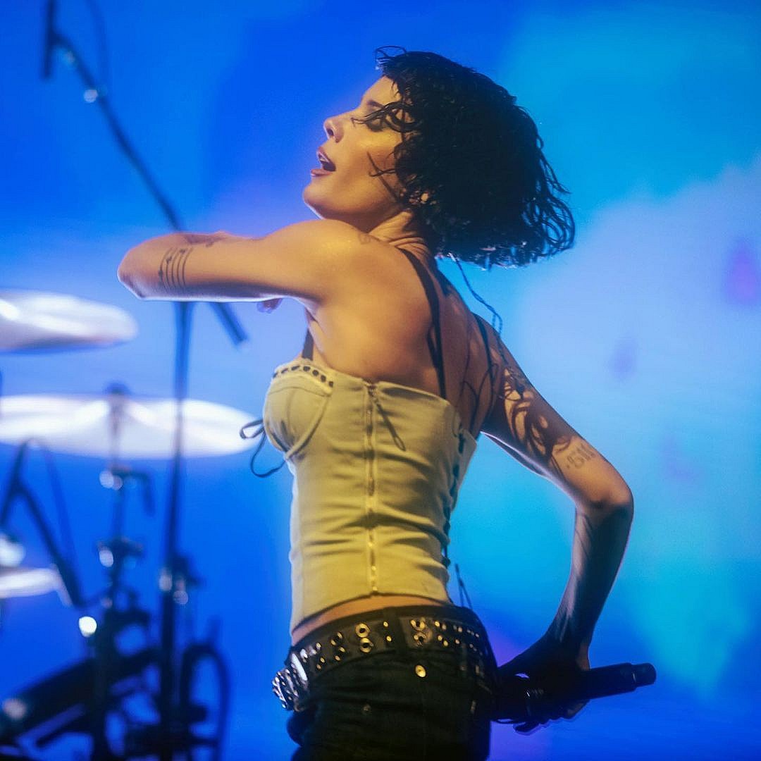 Halsey on tour in Bahrain