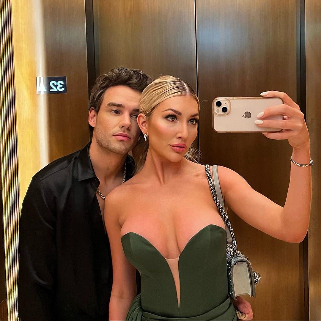 Liam Payne and Kate Cassidy selfie