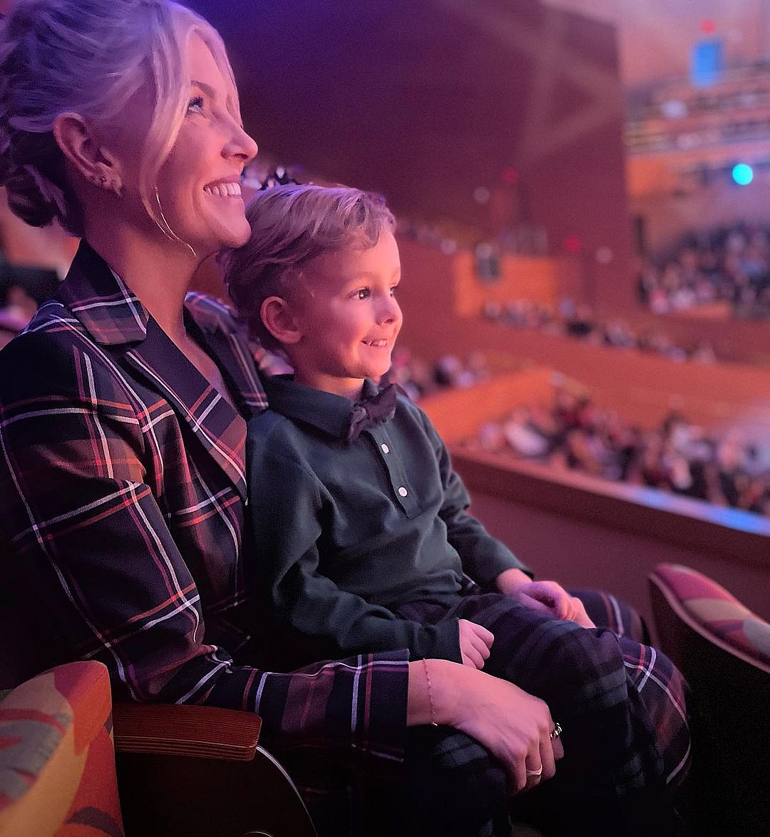 Amanda Kloots' post on her Instagram page