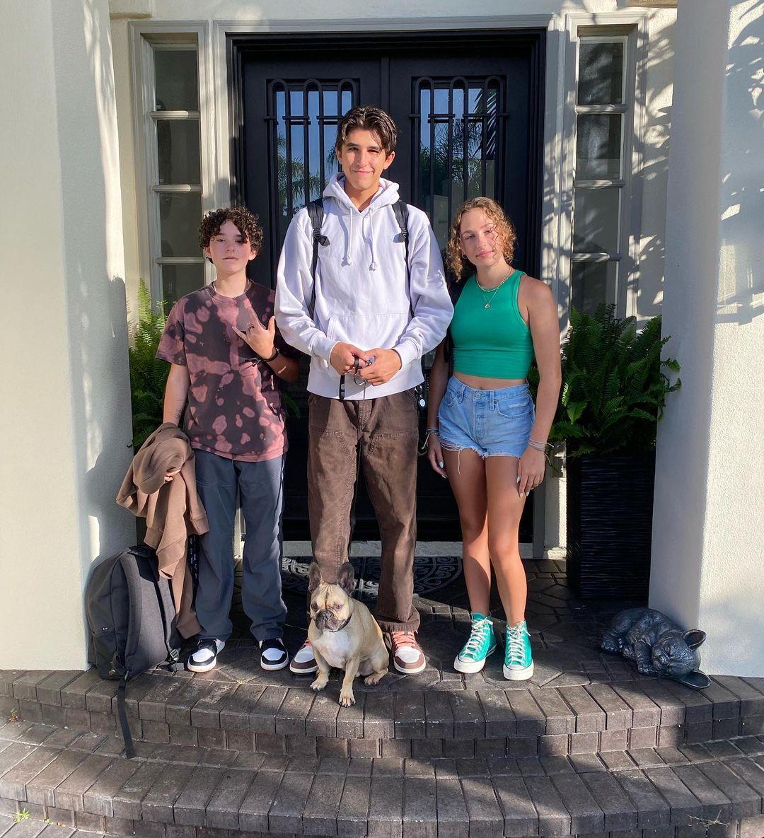 Alexis Bellino's kids
